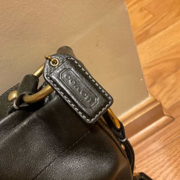 Coach Black Leather Shoulder Bag - Picture 7 of 9